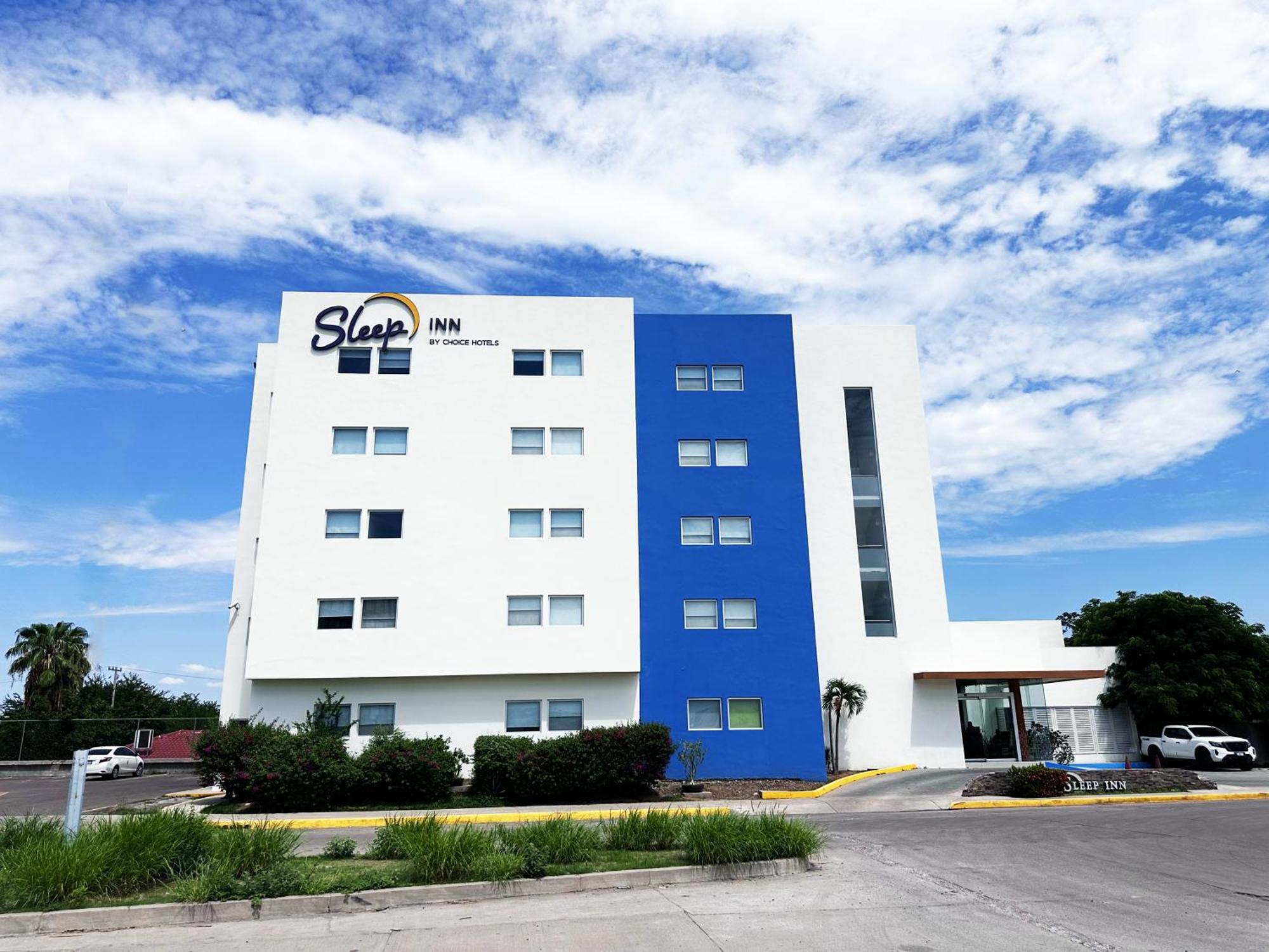Sleep Inn Culiacán Kültér fotó