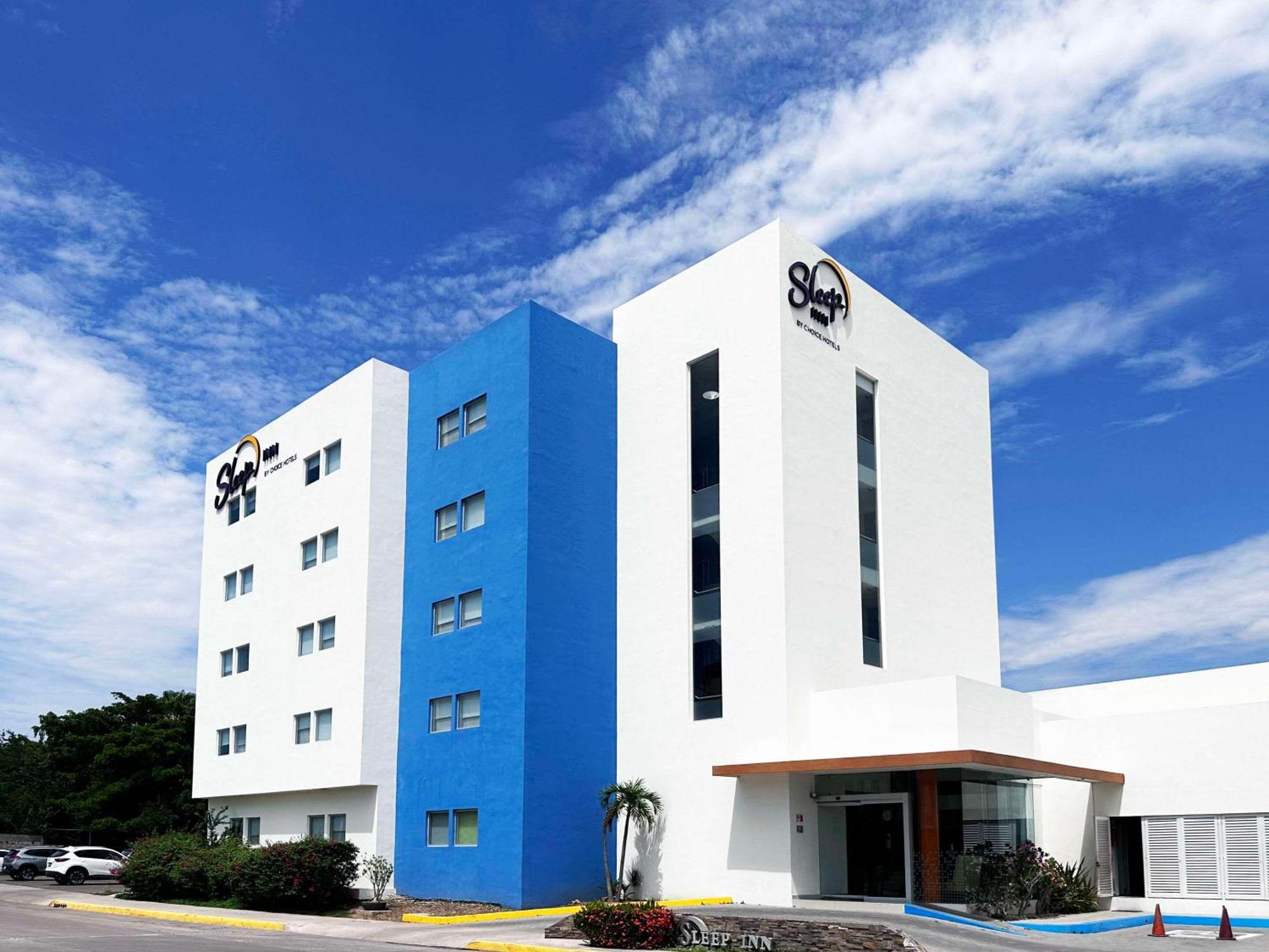 Sleep Inn Culiacán Kültér fotó